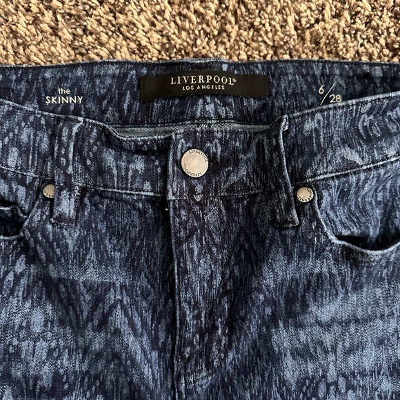 Liverpool Los Angeles “the skinny” Jean in blue Aztec print - size 6/28 - Picture 3 of 7